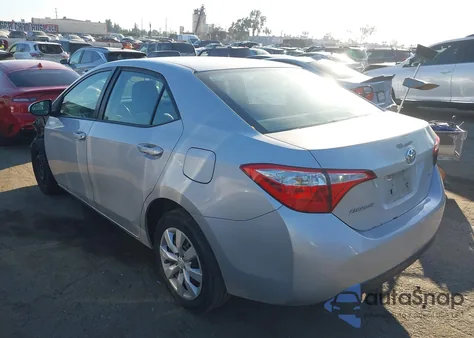 2016 Toyota Corolla Le z USA, uszkodzony, nr VIN 5YFBURHE0GP490621